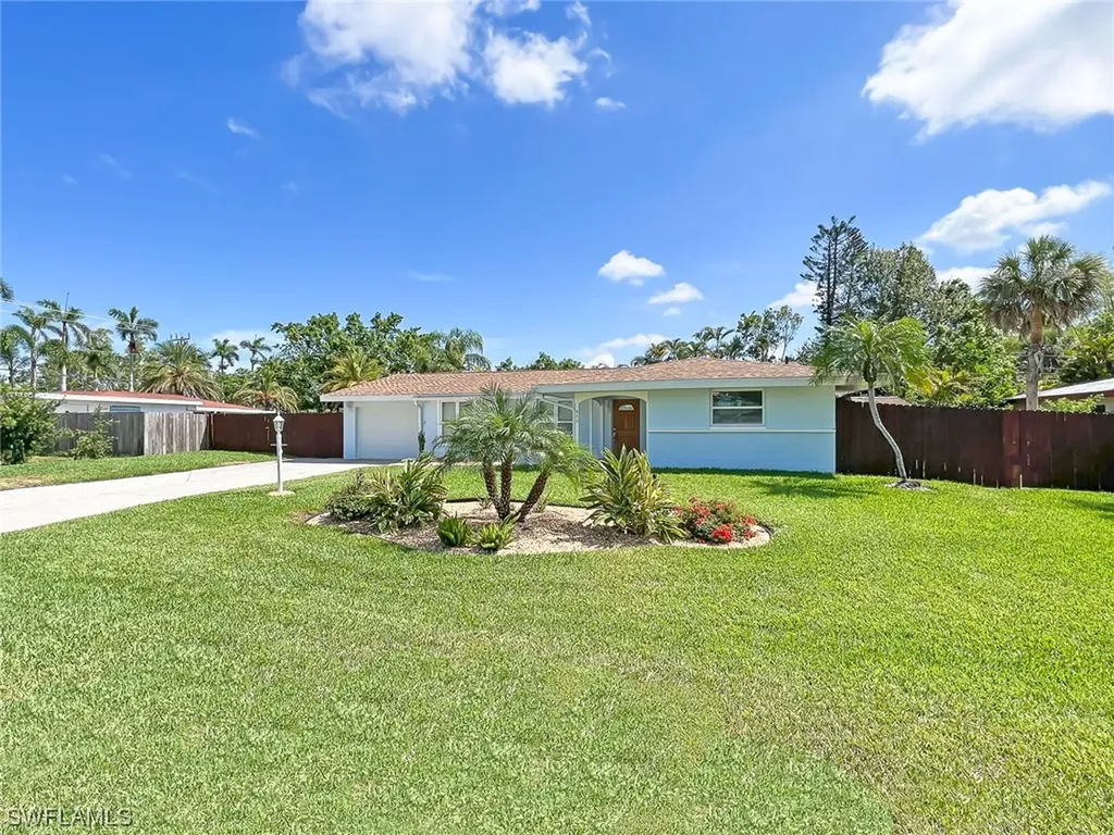 Fort Myers FL, 875 Dean Way