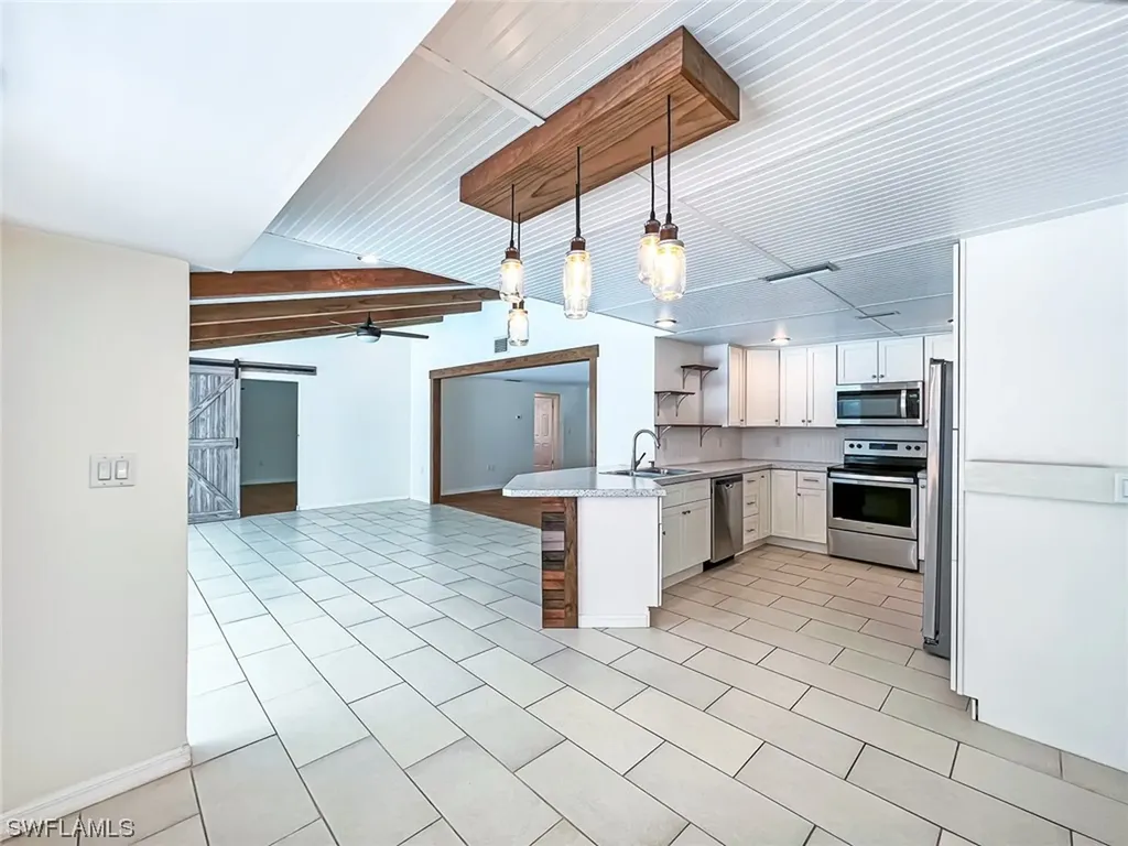 875 Dean Way Fort Myers FL 33919