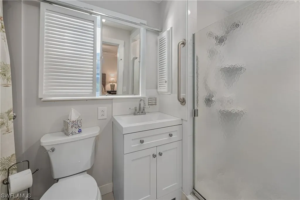 25 4th Street Bonita Springs FL 34134