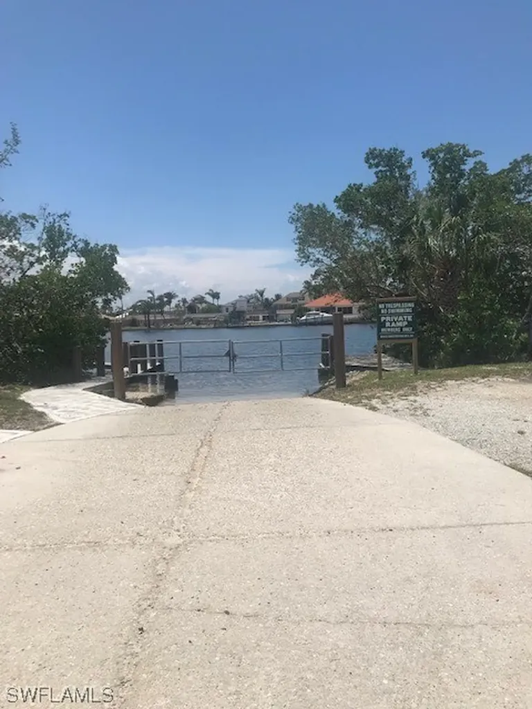25 4th Street Bonita Springs FL 34134