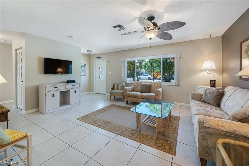 25 4th Street Bonita Springs FL 34134