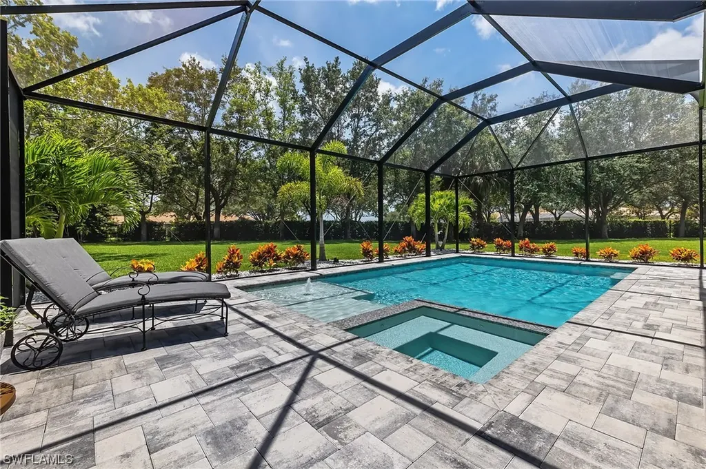 2021 Isla De Palma Circle Naples FL 34119