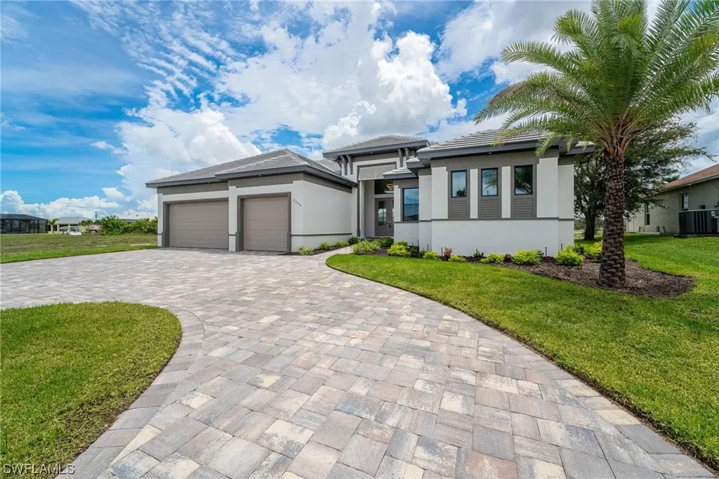 2545 Surfside Boulevard Cape Coral FL 33914