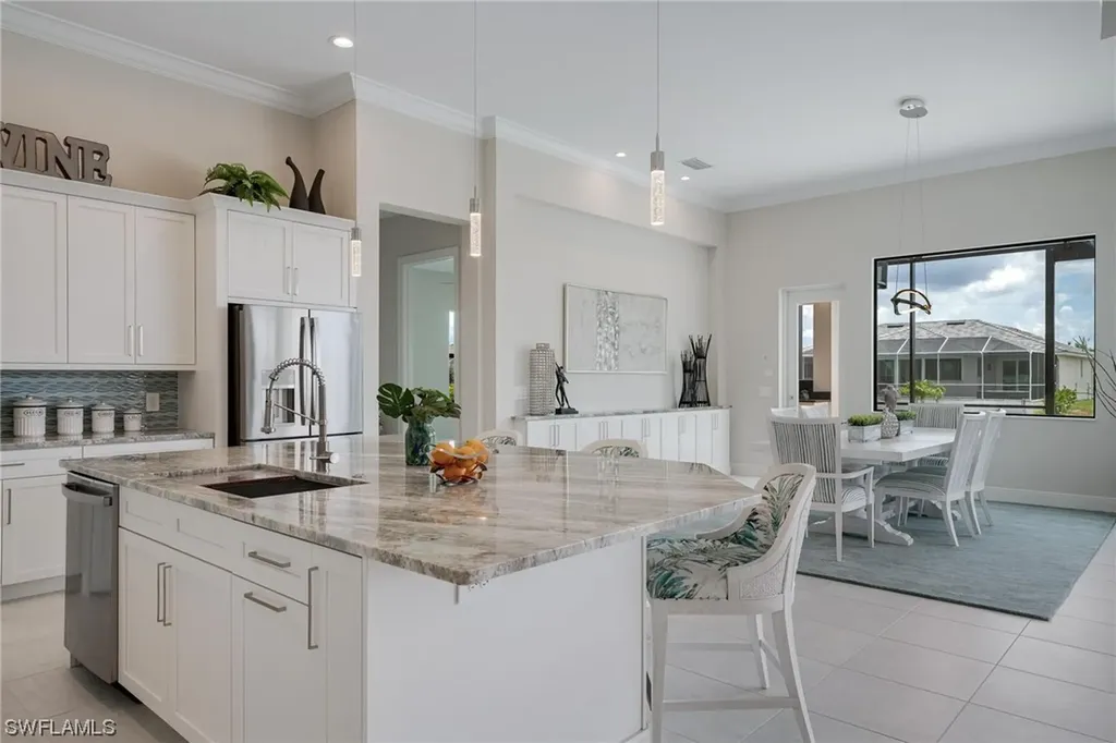 2545 Surfside Boulevard Cape Coral FL 33914