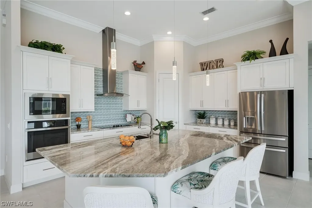 2545 Surfside Boulevard Cape Coral FL 33914