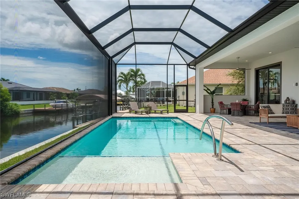 2545 Surfside Boulevard Cape Coral FL 33914