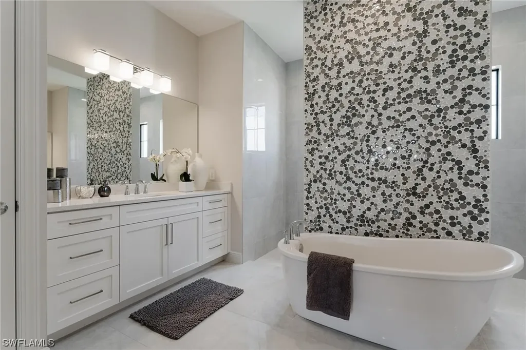 2545 Surfside Boulevard Cape Coral FL 33914