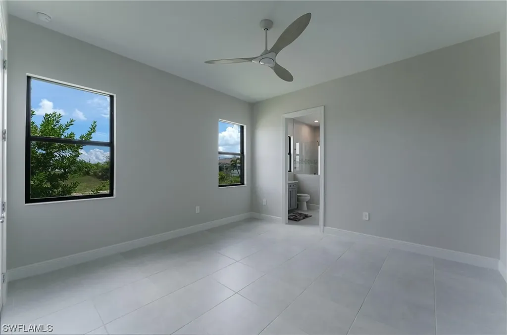 2545 Surfside Boulevard Cape Coral FL 33914