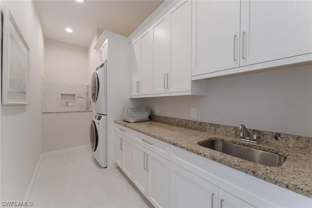 2545 Surfside Boulevard Cape Coral FL 33914