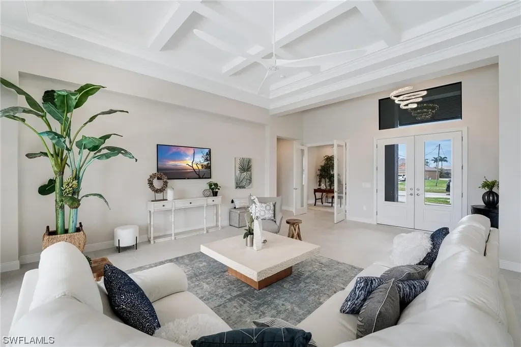 2545 Surfside Boulevard Cape Coral FL 33914