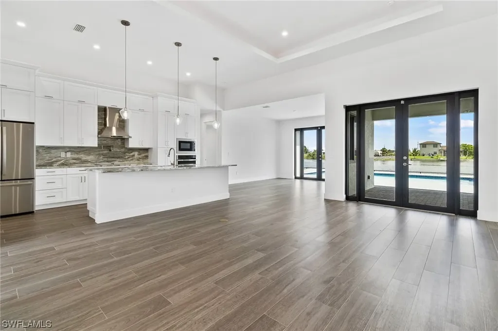 1213 Tropicana Parkway W Cape Coral FL 33993