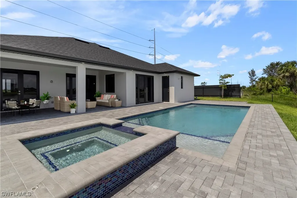 1213 Tropicana Parkway W Cape Coral FL 33993