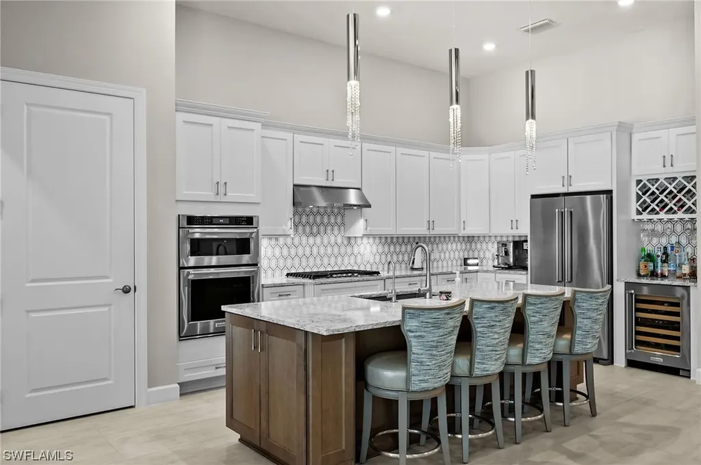 19369 Aqua Shore Drive Fort Myers FL 33913