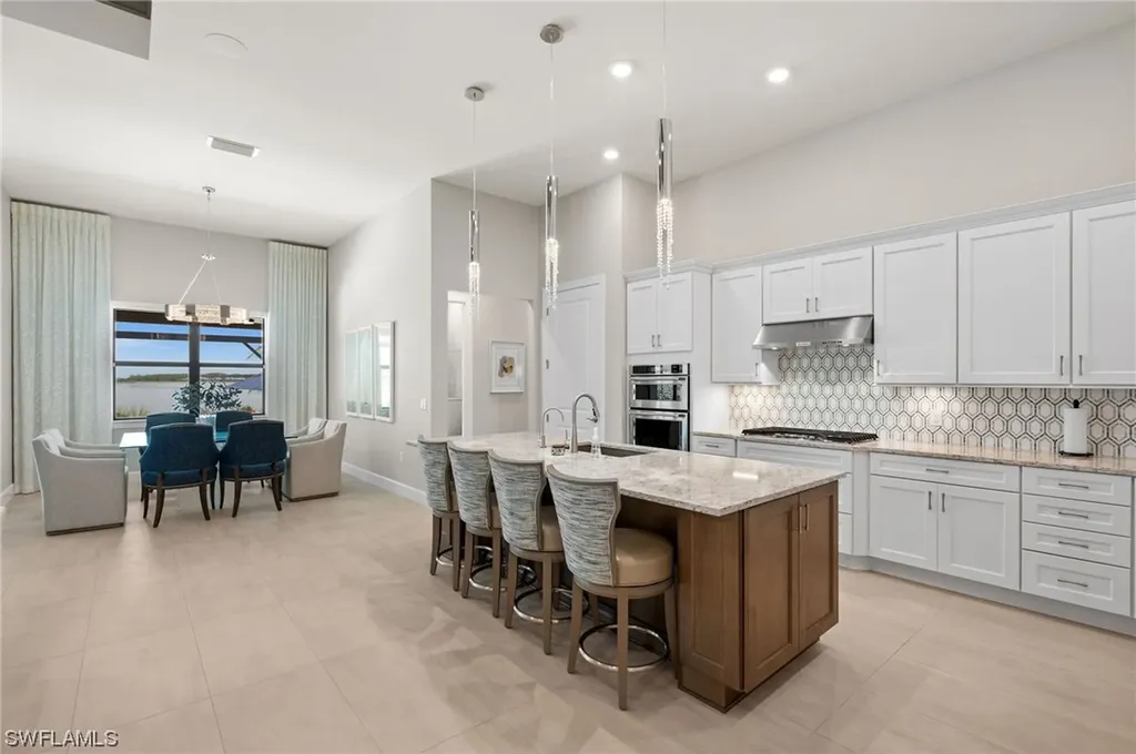 19369 Aqua Shore Drive Fort Myers FL 33913