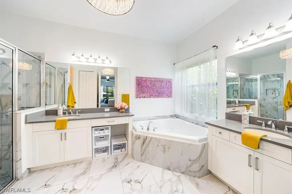 4121 Amelia Way Naples FL 34119