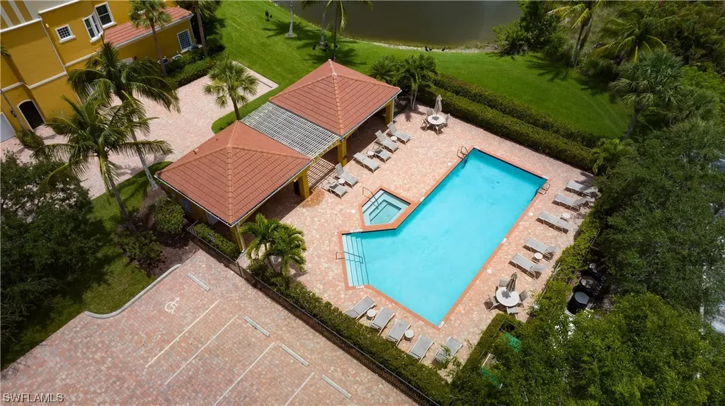 1438 Borghese Lane Naples FL 34114