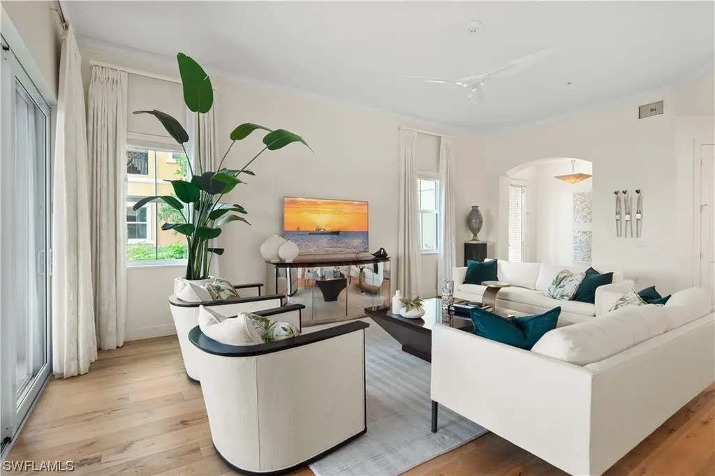 1438 Borghese Lane Naples FL 34114