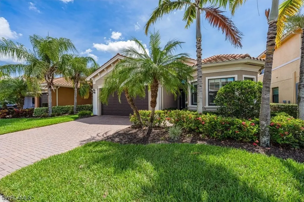 13779 Luna Drive Naples FL 34109