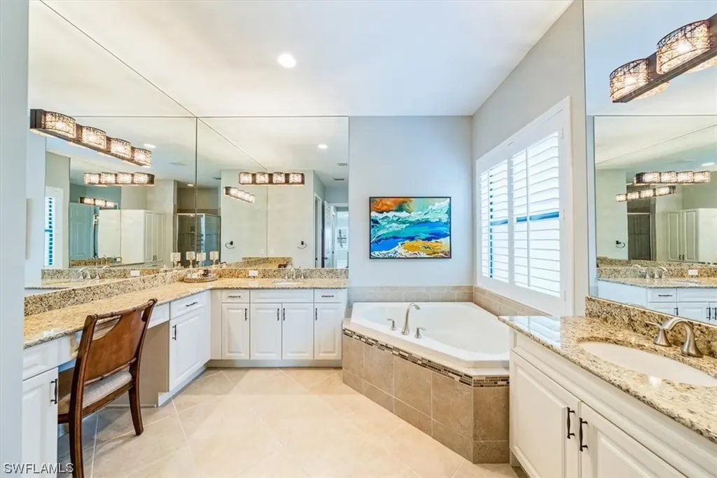 13779 Luna Drive Naples FL 34109