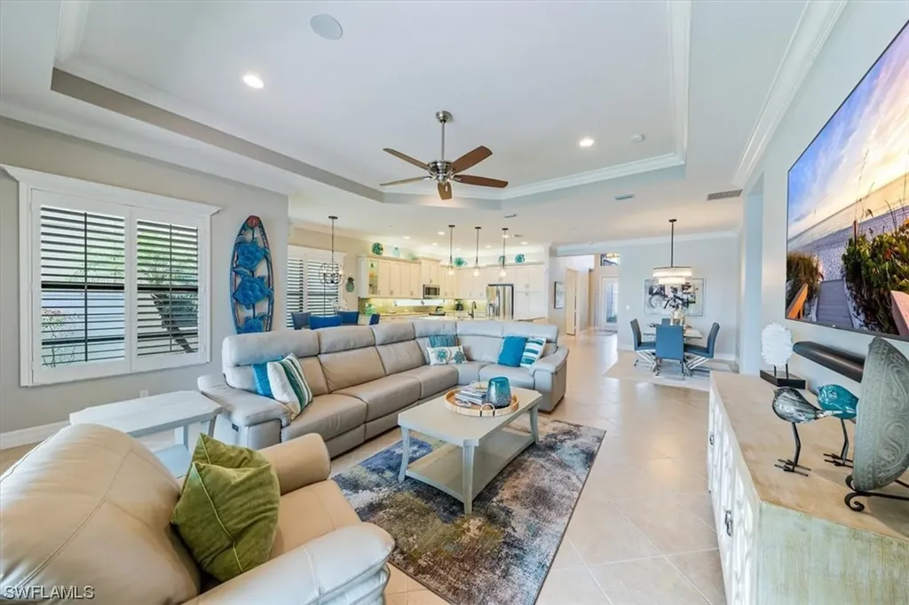 13779 Luna Drive Naples FL 34109
