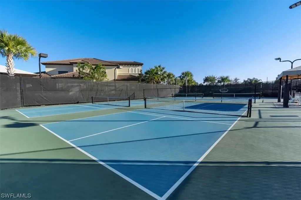 13779 Luna Drive Naples FL 34109