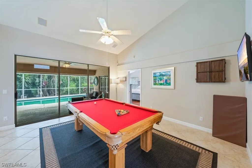 1517 Kenridge Place Naples FL 34104