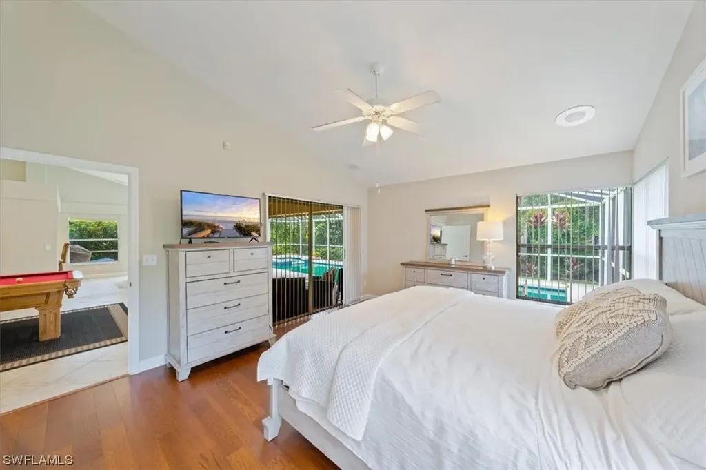 1517 Kenridge Place Naples FL 34104