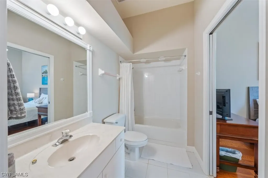 1517 Kenridge Place Naples FL 34104