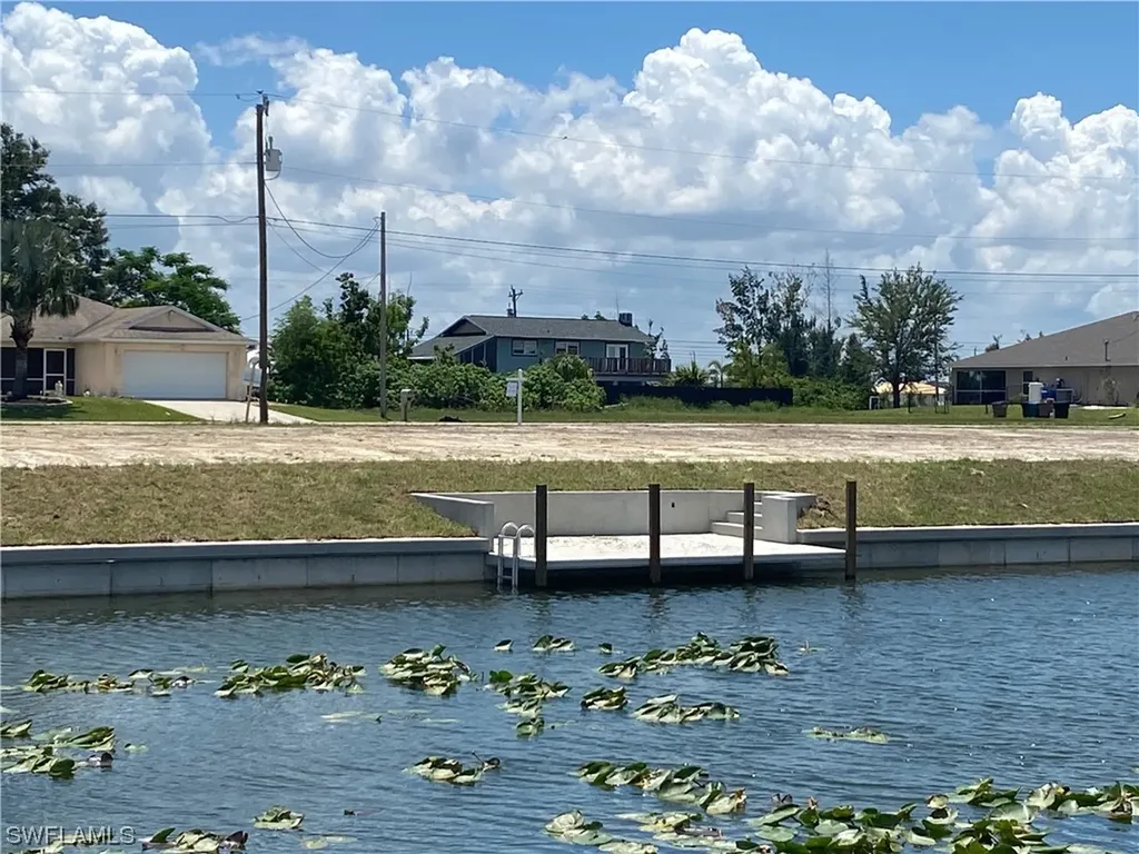 920 NE 1st Place Cape Coral FL 33909