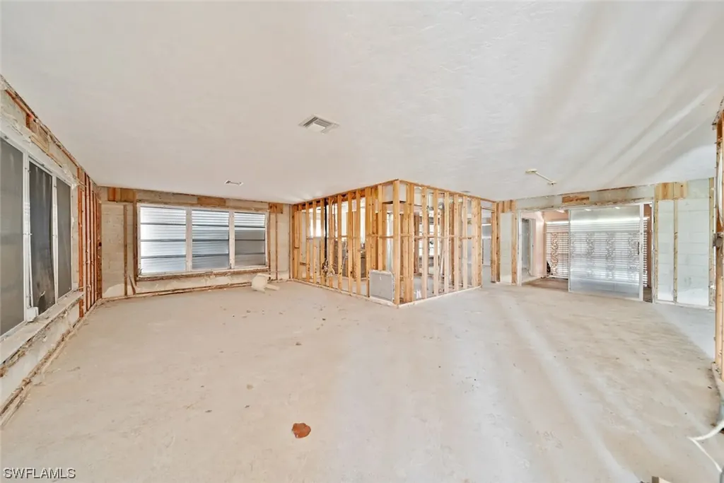 803 Lindgren Boulevard Sanibel FL 33957