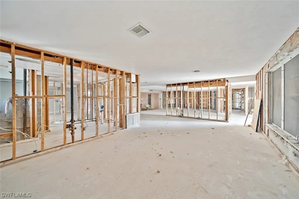 803 Lindgren Boulevard Sanibel FL 33957