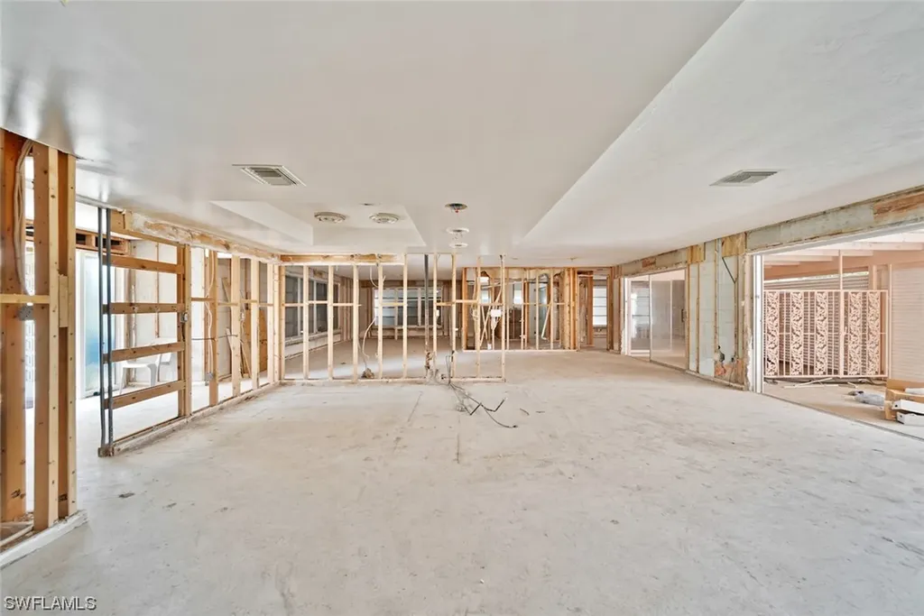 803 Lindgren Boulevard Sanibel FL 33957