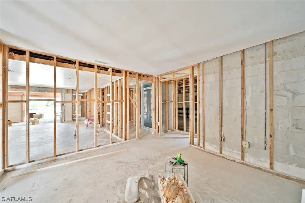 803 Lindgren Boulevard Sanibel FL 33957