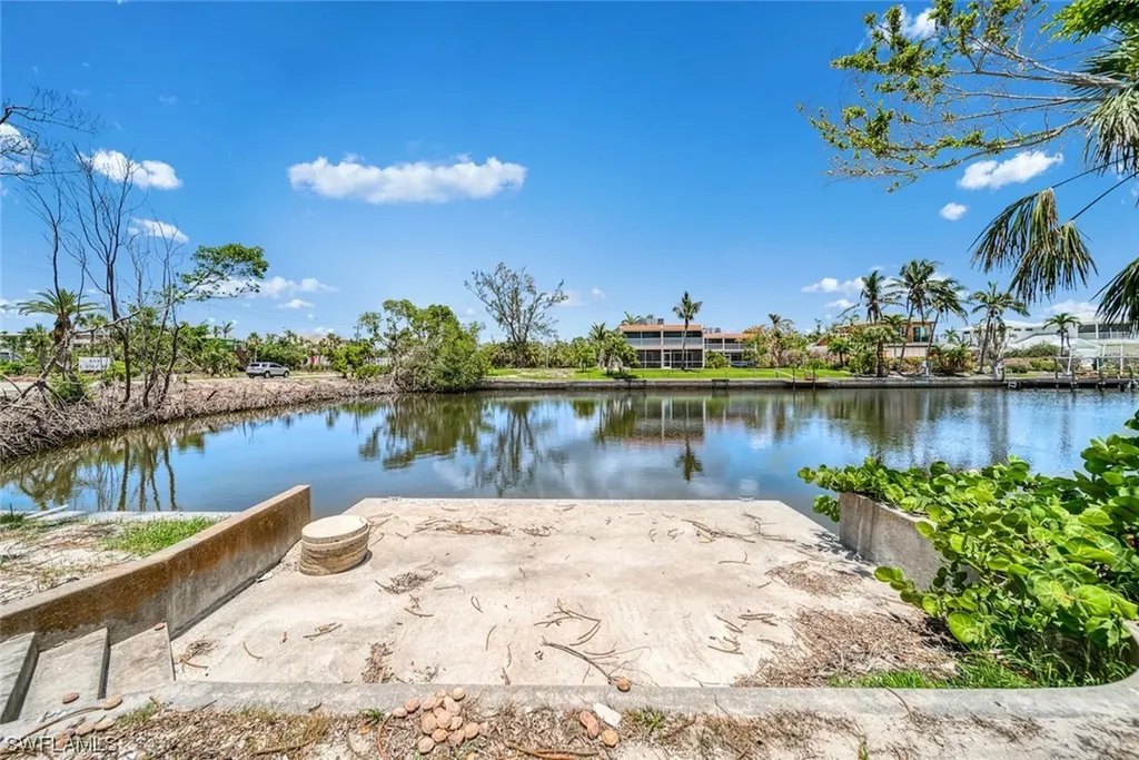 803 Lindgren Boulevard Sanibel FL 33957