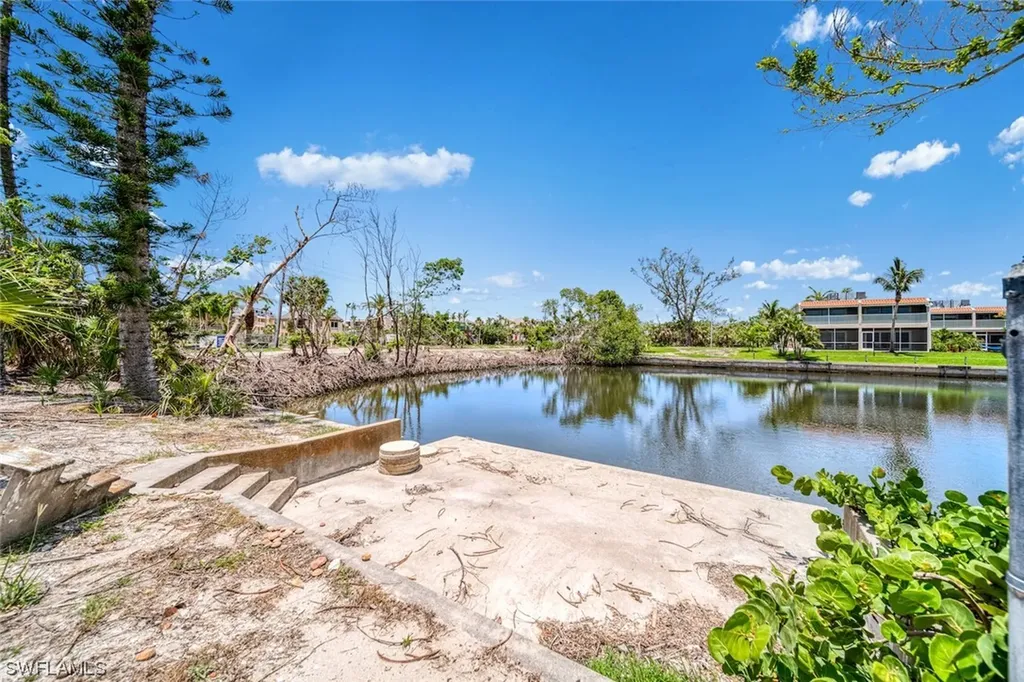 803 Lindgren Boulevard Sanibel FL 33957