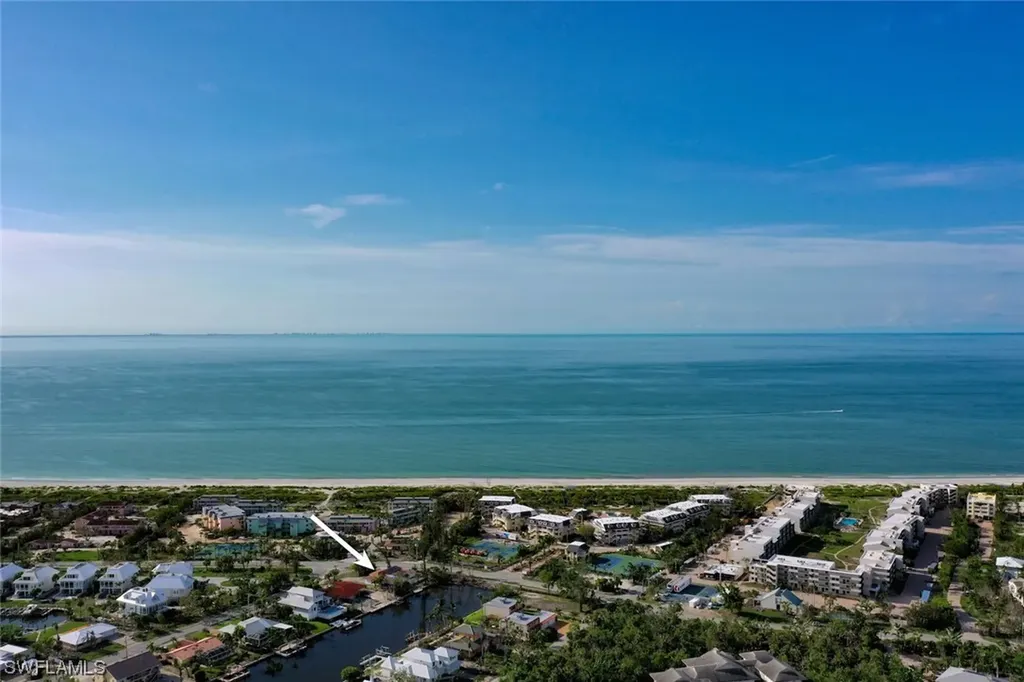 803 Lindgren Boulevard Sanibel FL 33957