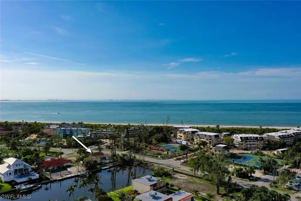 803 Lindgren Boulevard Sanibel FL 33957