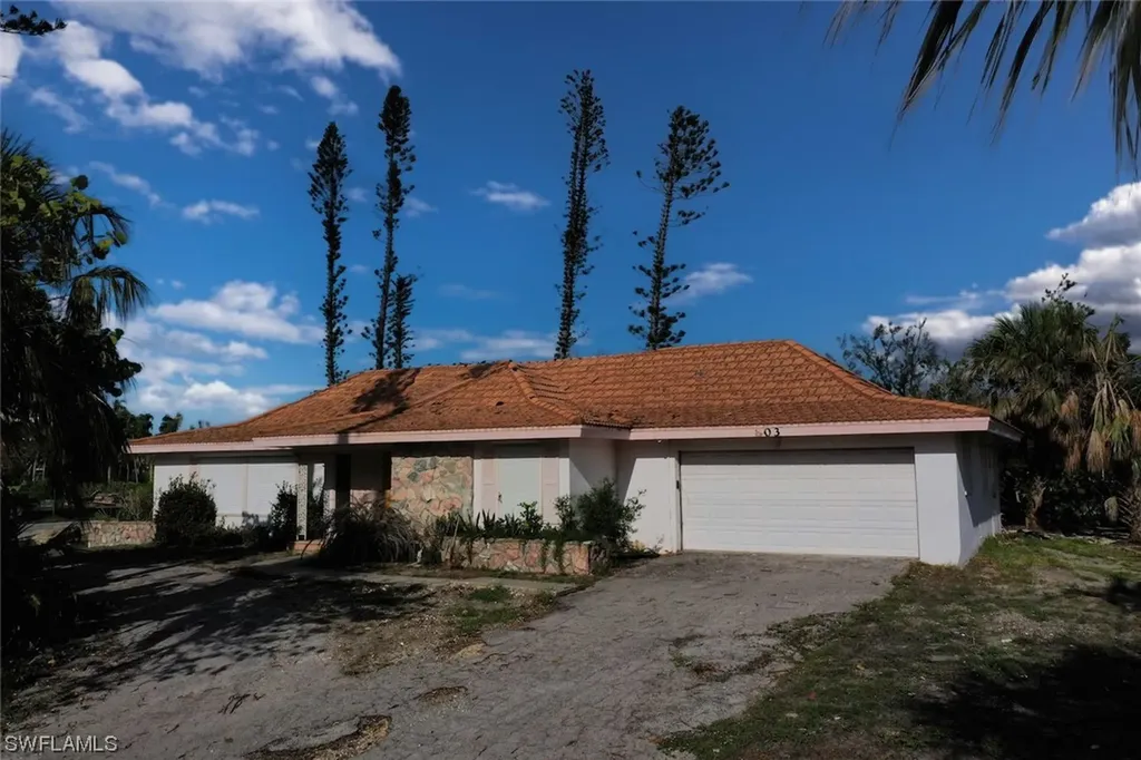 803 Lindgren Boulevard Sanibel FL 33957