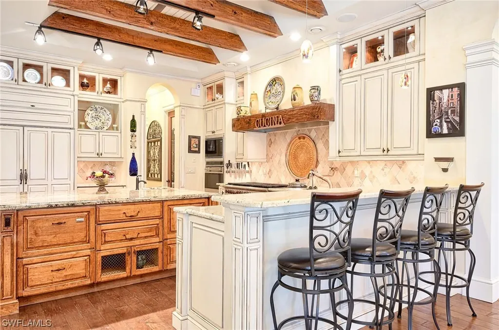 7535 Treeline Drive Naples FL 34119