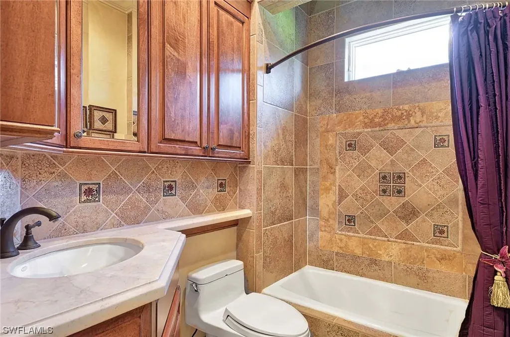 7535 Treeline Drive Naples FL 34119