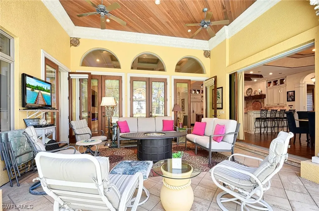 7535 Treeline Drive Naples FL 34119
