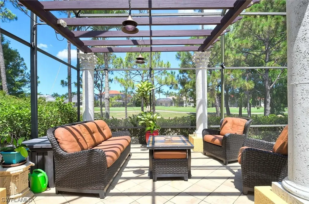 7535 Treeline Drive Naples FL 34119