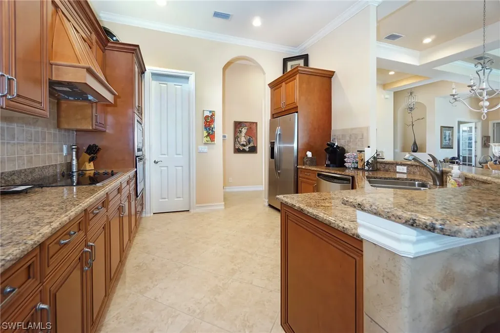 8952 Valhalla Court Naples FL 34113