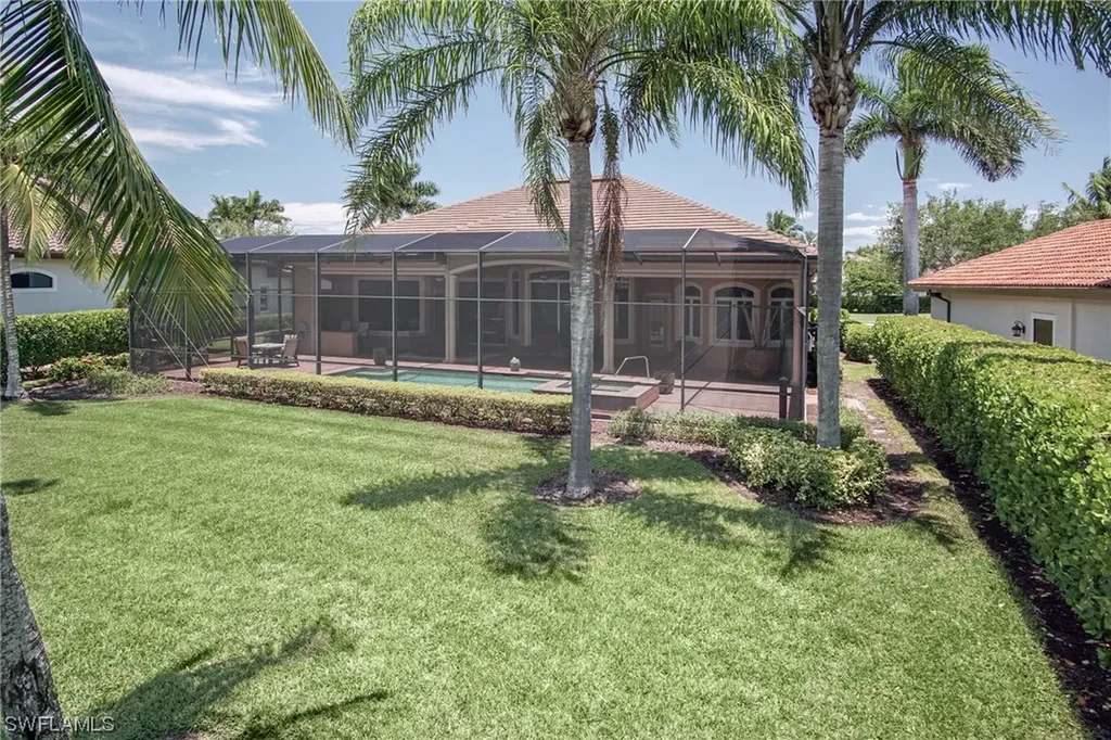 8952 Valhalla Court Naples FL 34113