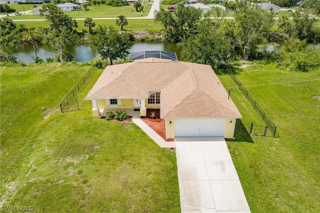 2109 NE 25th Terrace Cape Coral FL 33909