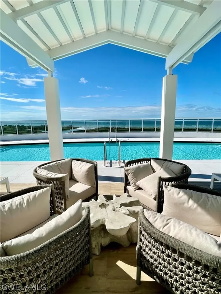 13945 Old Coast Road Naples FL 34110