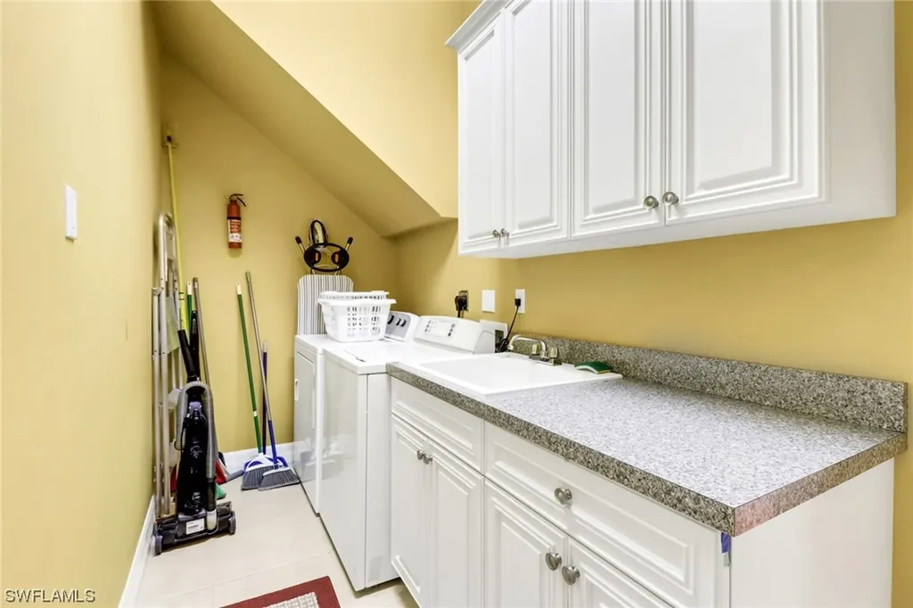 910 Seagrape Drive Marco Island FL 34145