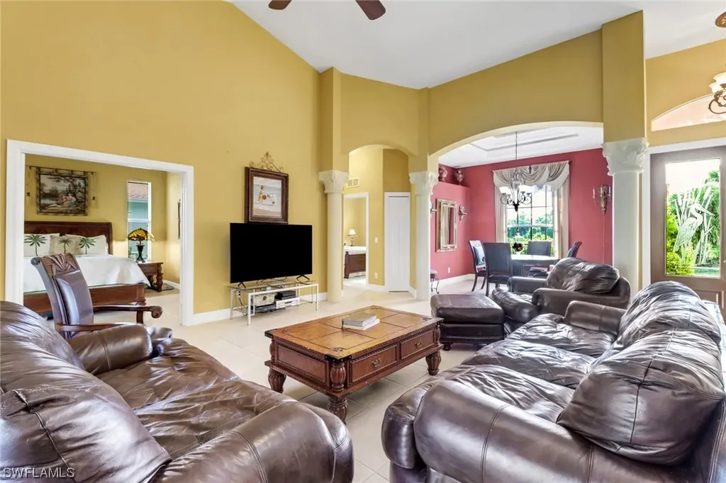 910 Seagrape Drive Marco Island FL 34145