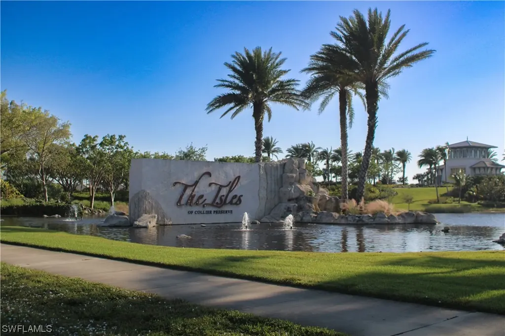 5685 Highbourne Drive Naples FL 34113