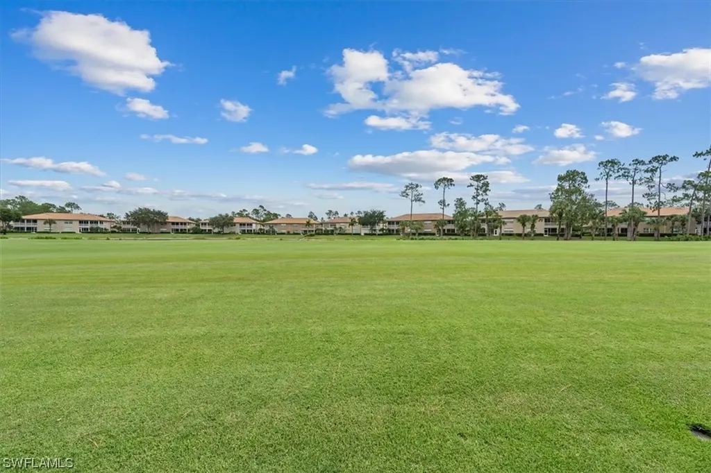 3981 Bishopwood Court E Naples FL 34114